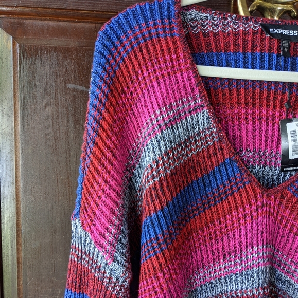 EXPRESS Striped Split Back V-Neck Sweater Size M - Picture 5 of 11